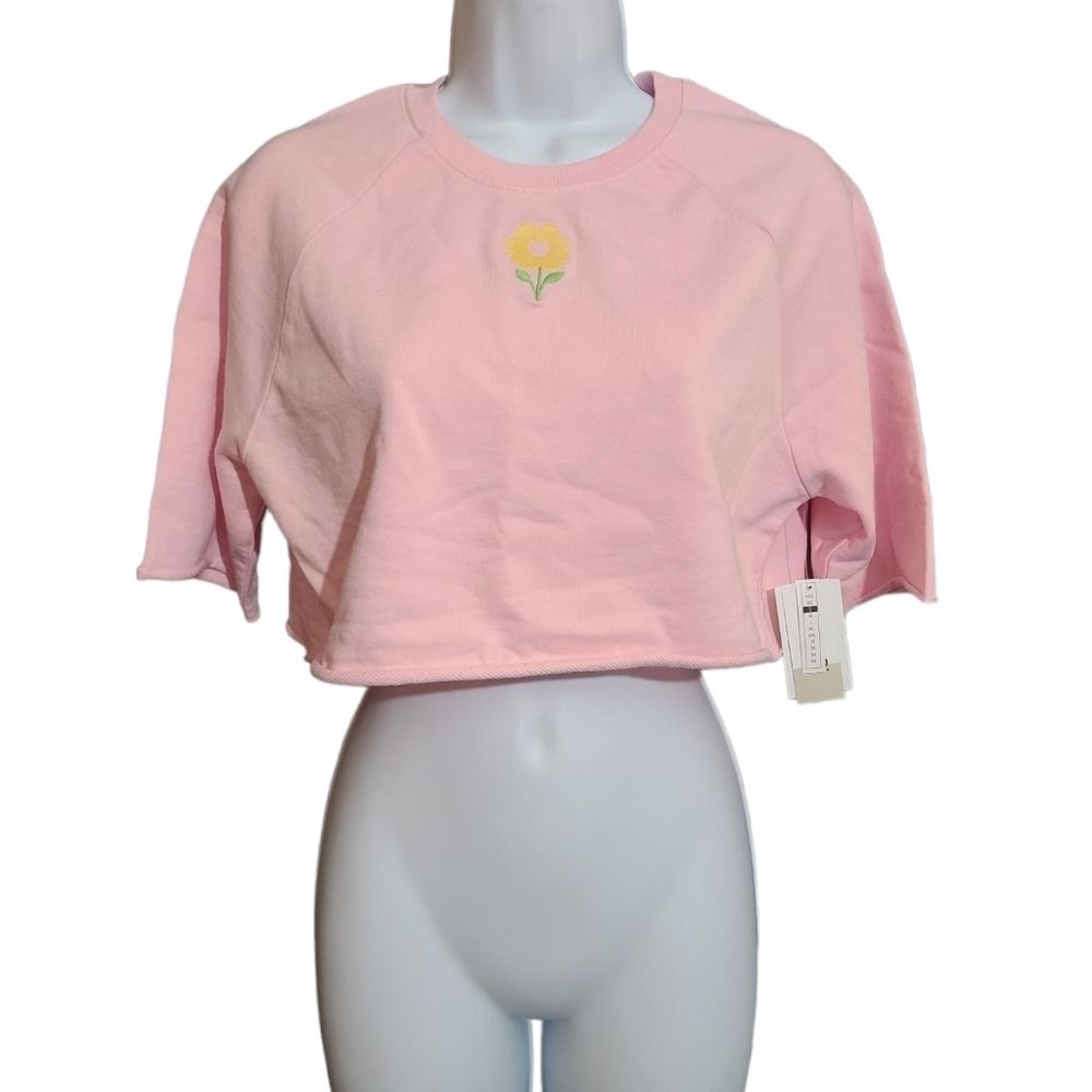 BP NEW cropped pink minimalist flower Tee S